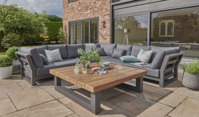 Outdoor Furniture in Dubai: Style, Durability, and Comfort for the Ultimate Outdoor Living Experience